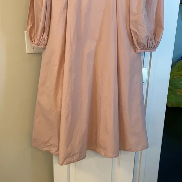 Women’s English factory dress - Picture 12 of 12